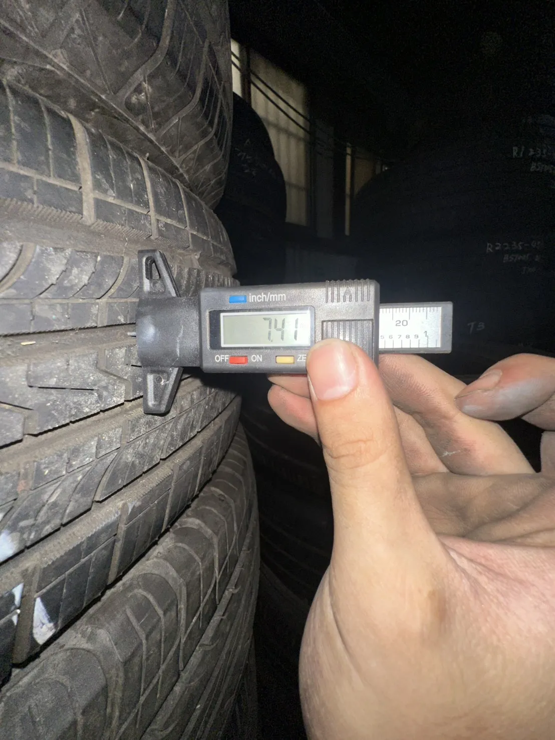 南港SP-9 二條 215-70-16