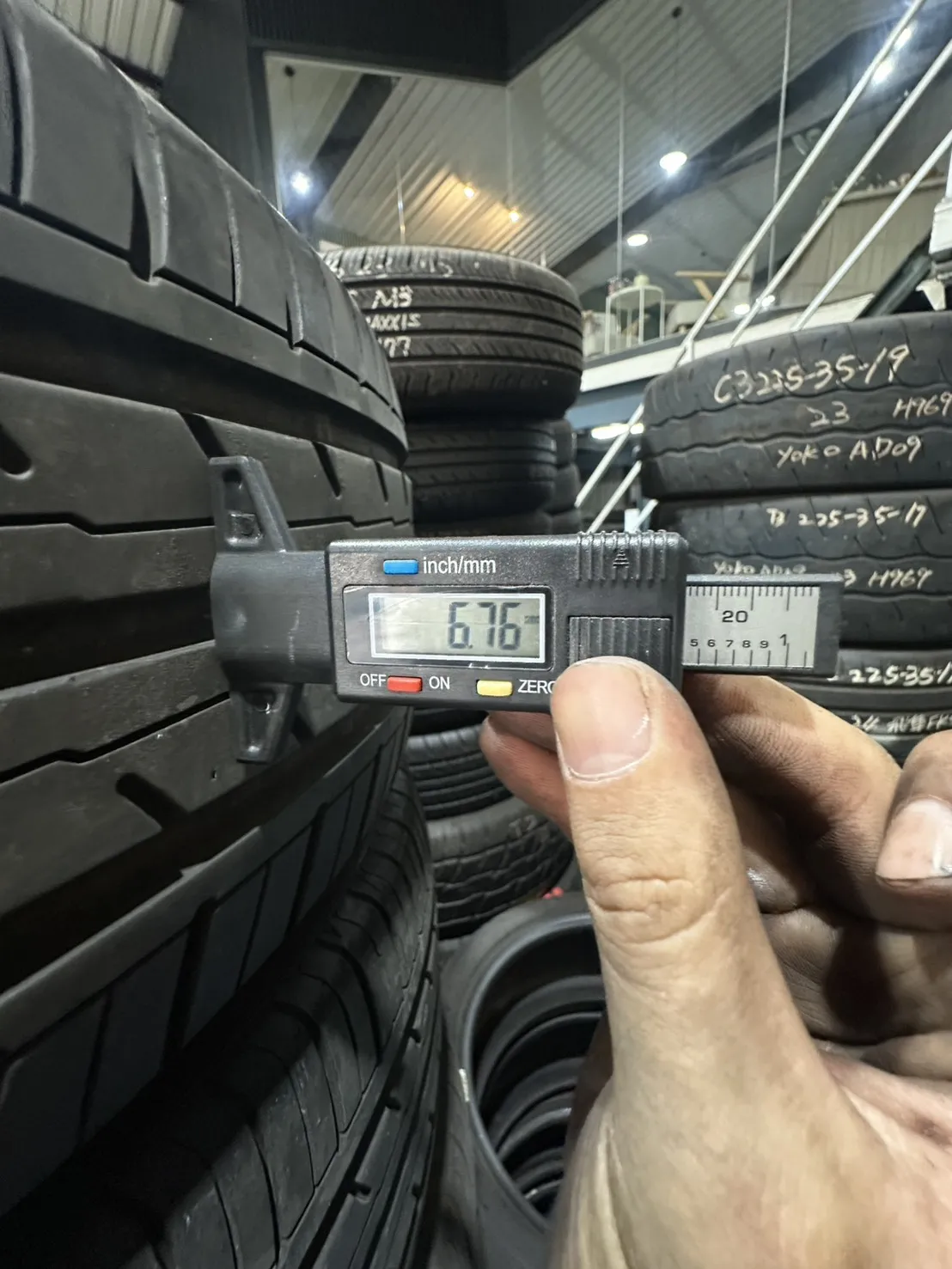 橫濱ES32 四條 215-55-17