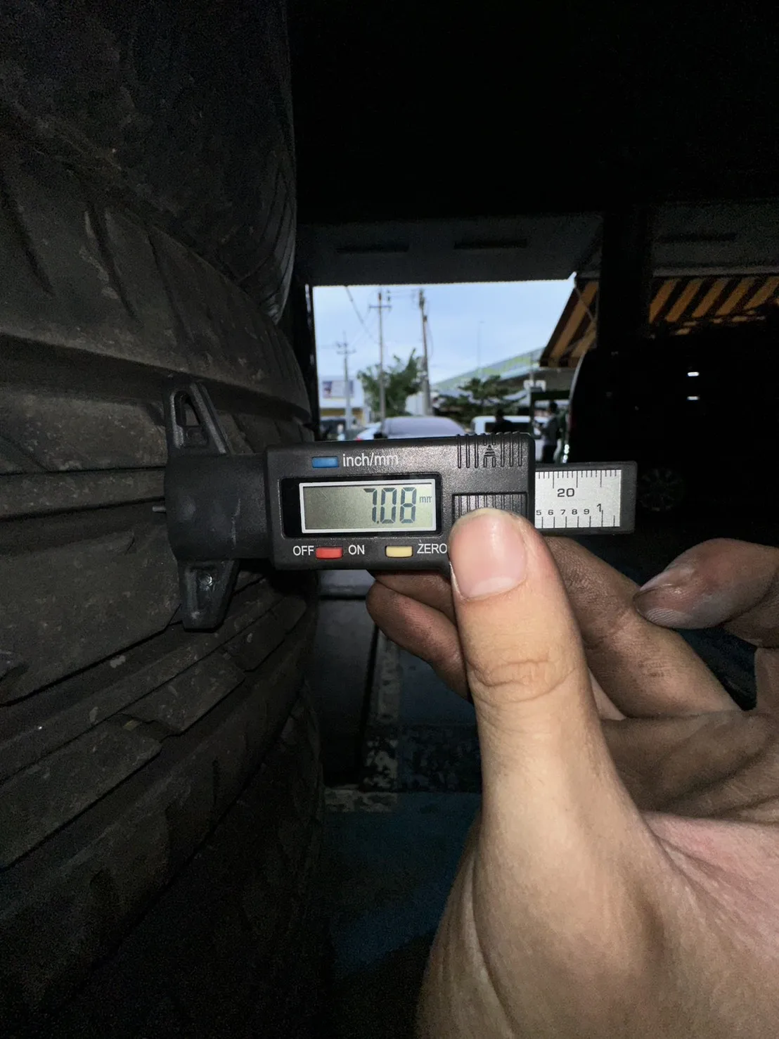 橫濱E70 二條 205-55-16