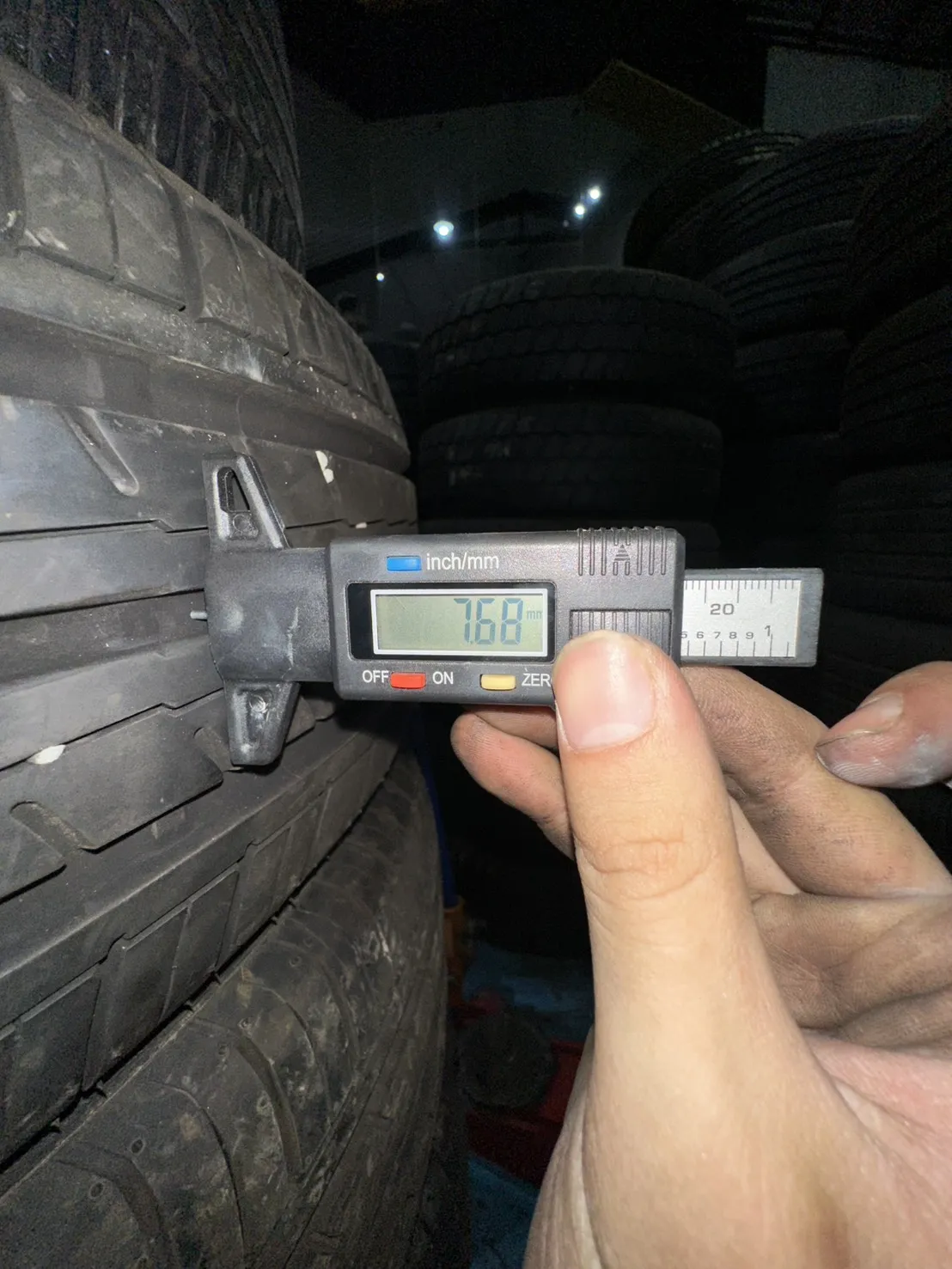 橫濱ES32 四條 215-60-17