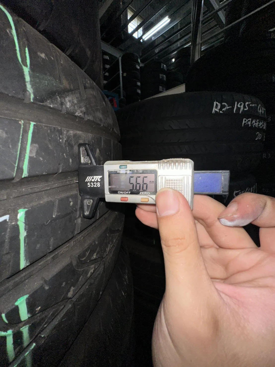 倍耐力PZERO 二條 285-40-21