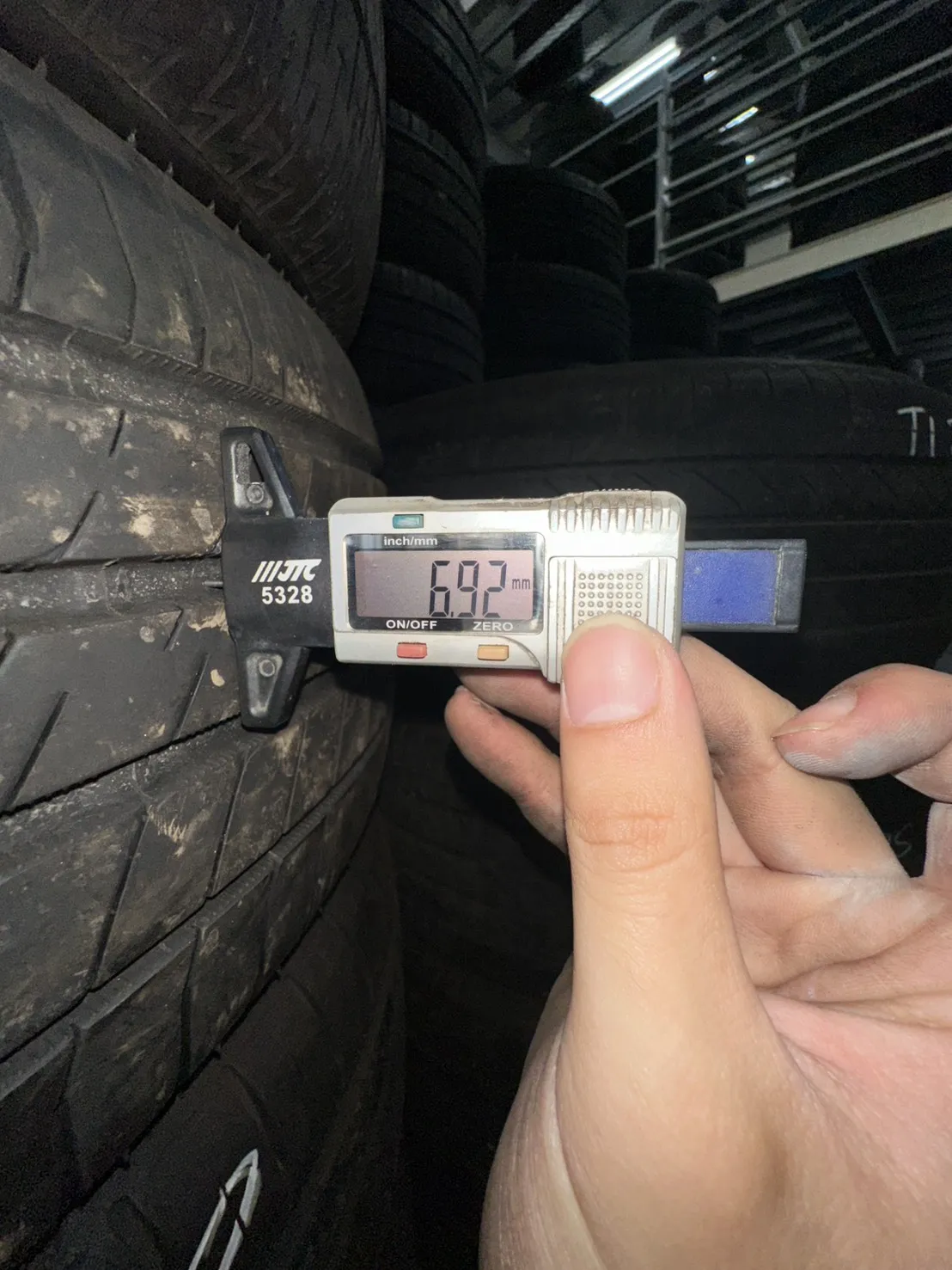 登錄普LM705 二條 215-50-17