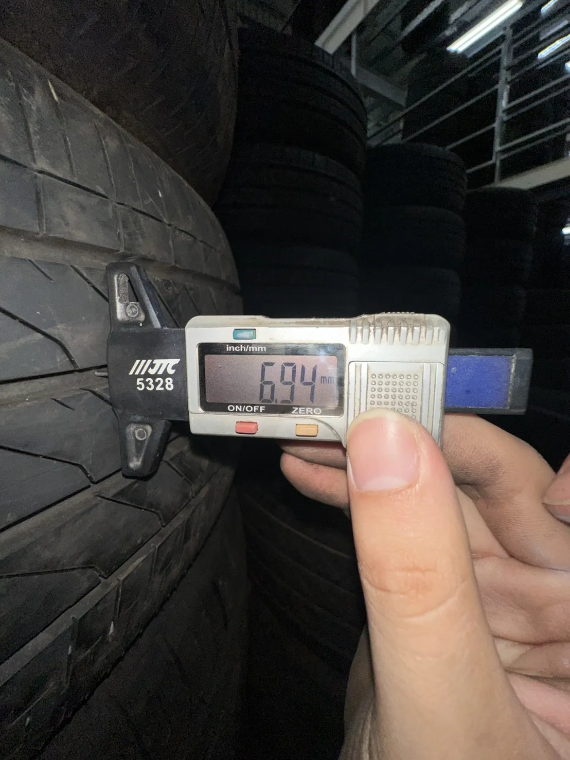 普利司通T005A 二條 215-50-17