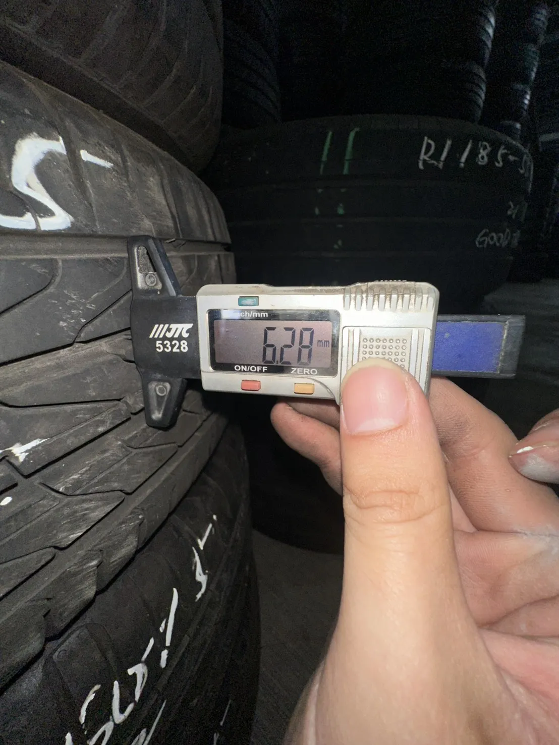 馬牌UC6 四條 185-60-15