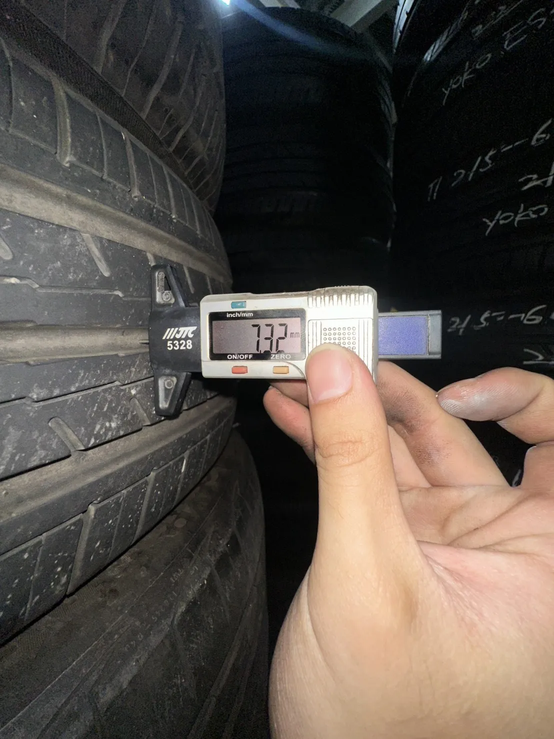 橫濱ES32 二條 205-55-16