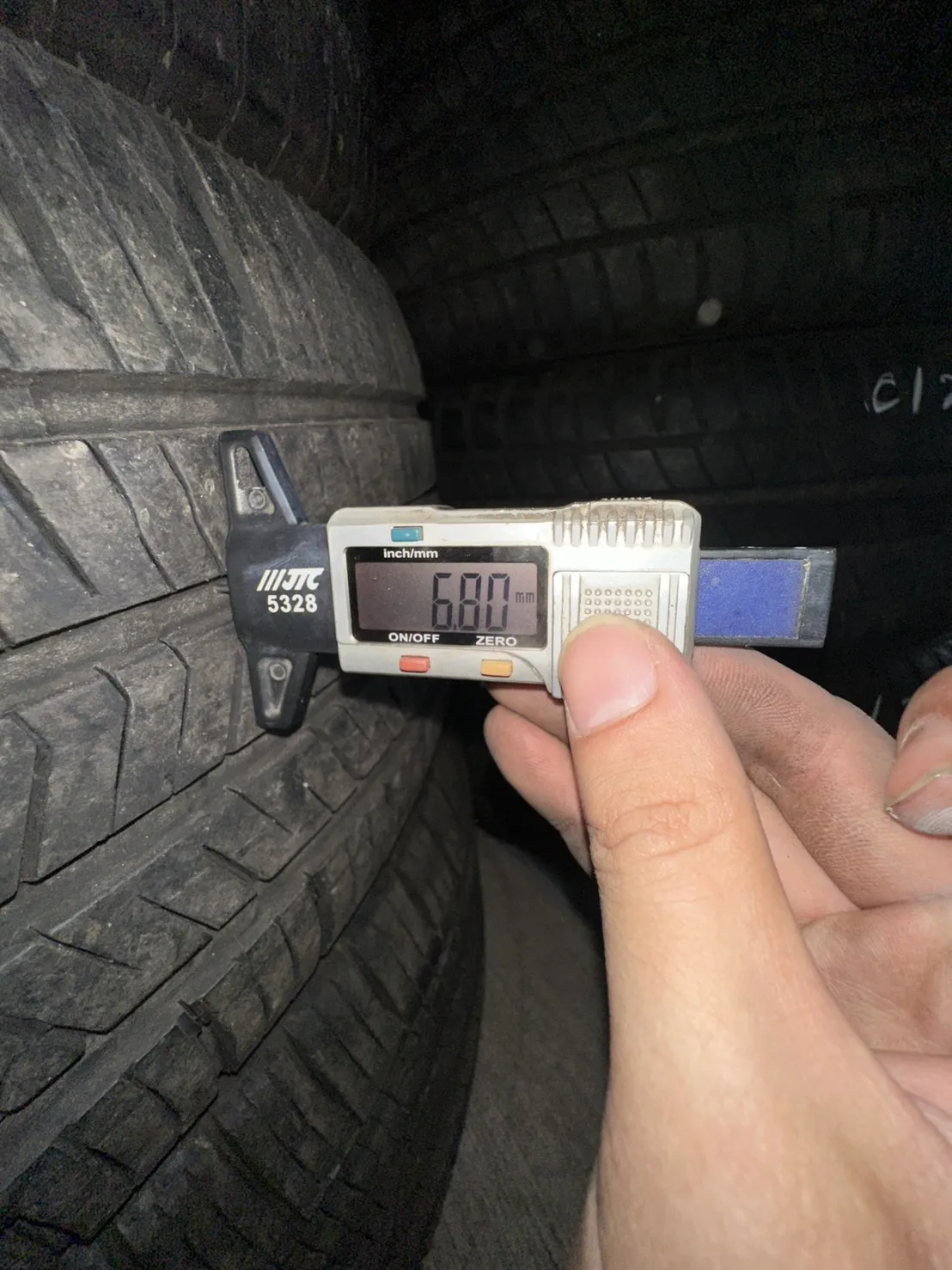 尼克森SUPREME 二條 235-55-18