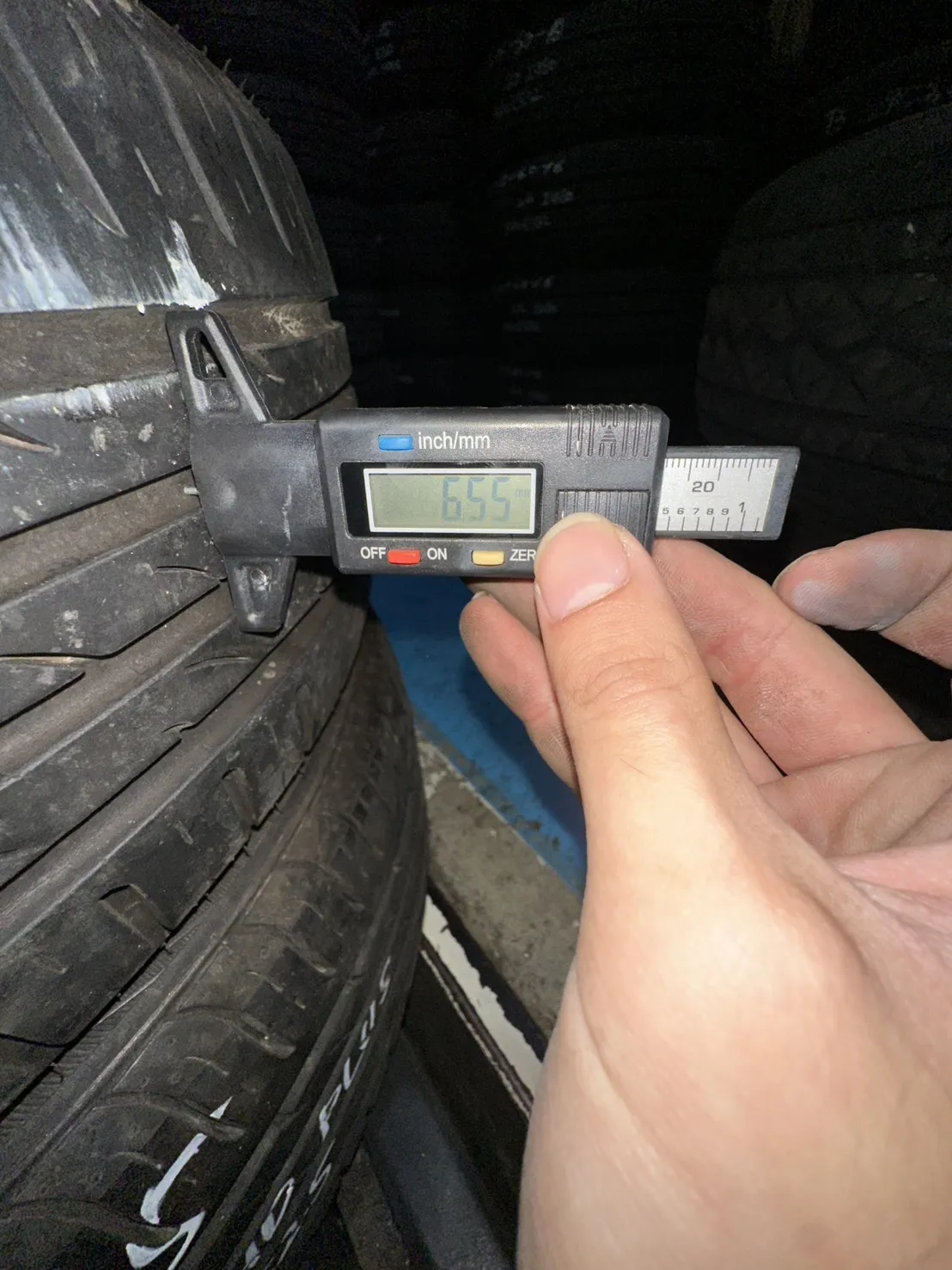 尼克森HD PLUS 二條 195-50-15