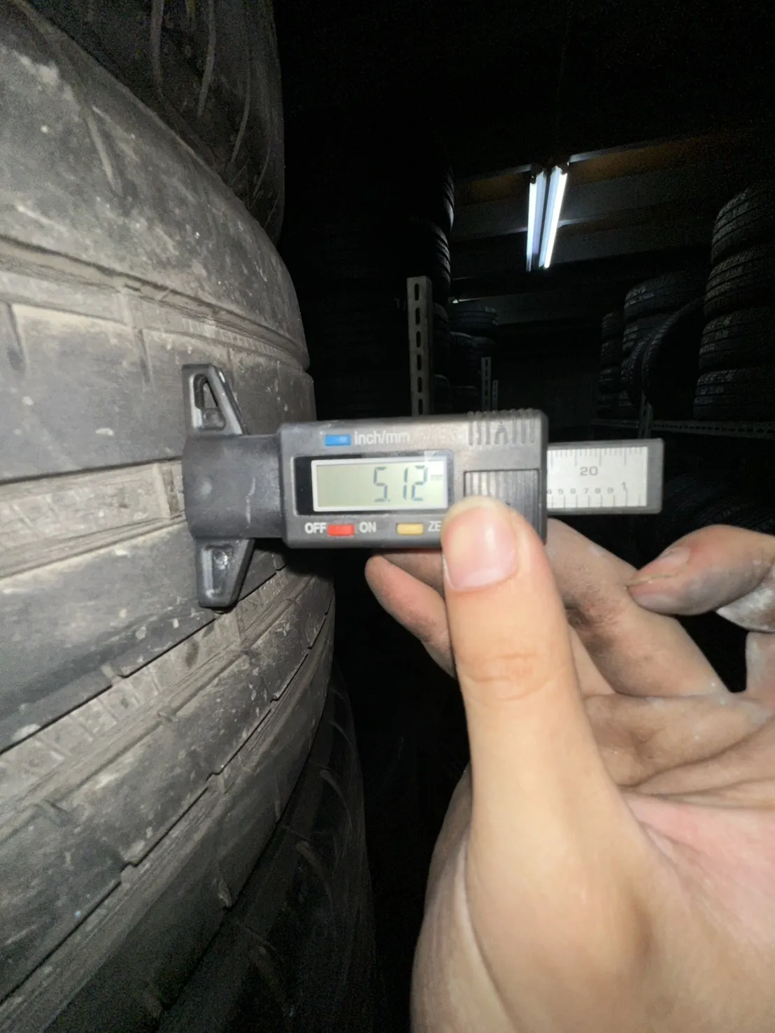 固特異F1A5 二條 255-35-18