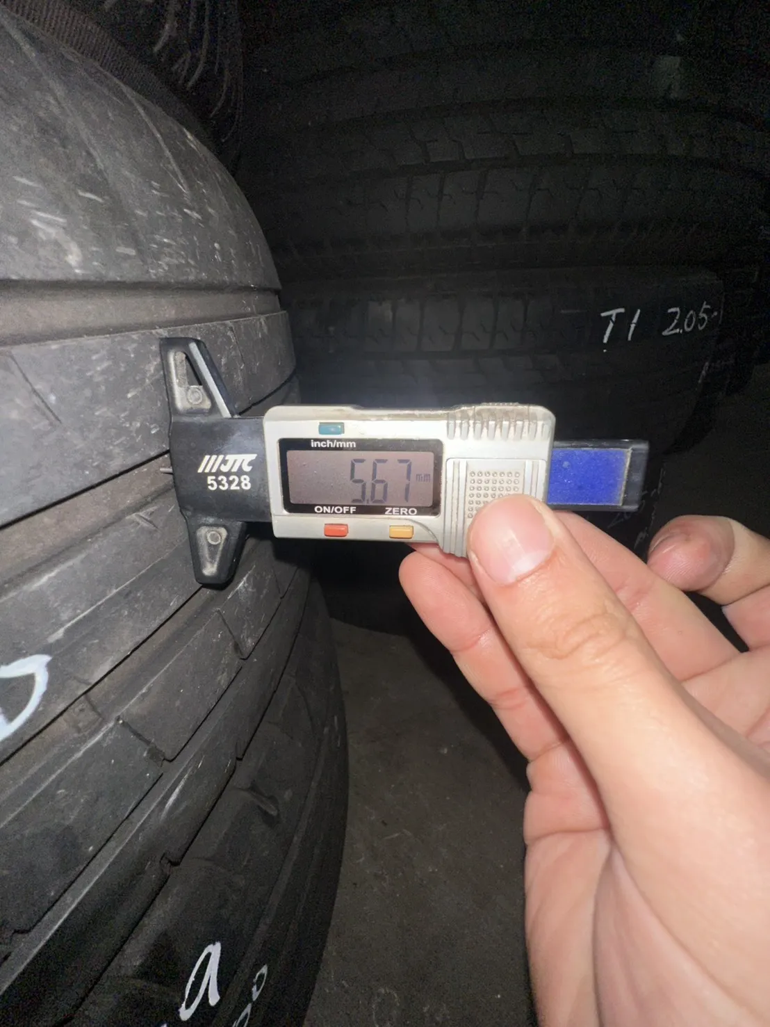 固特異SST 二條 225-40-19