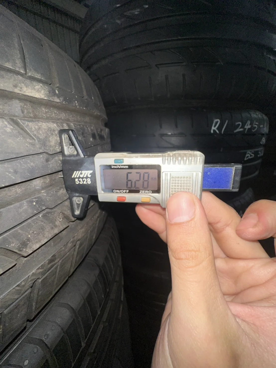 橫濱ES32 二條 205-55-16