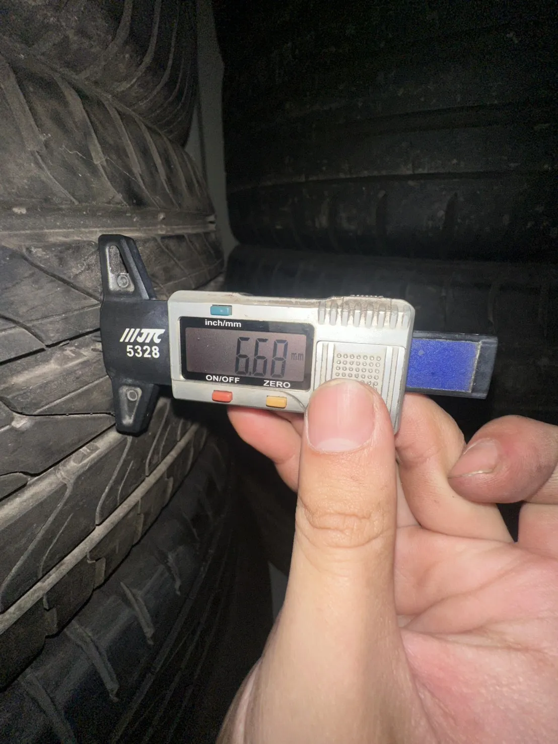 馬牌UC6 四條 205-65-15