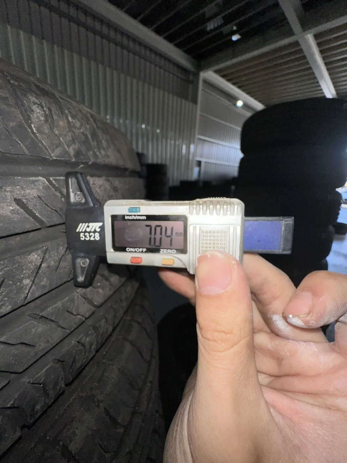 賽輪SV57 四條 215-65-16