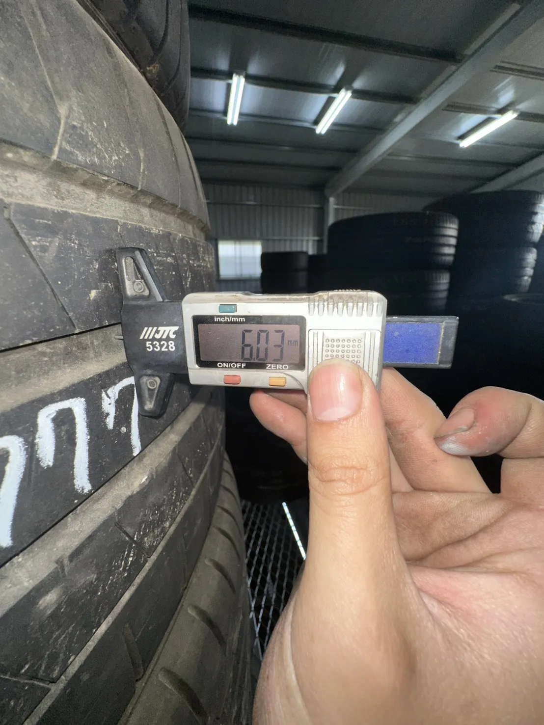 倍耐力PZ4 二條 315-40-21