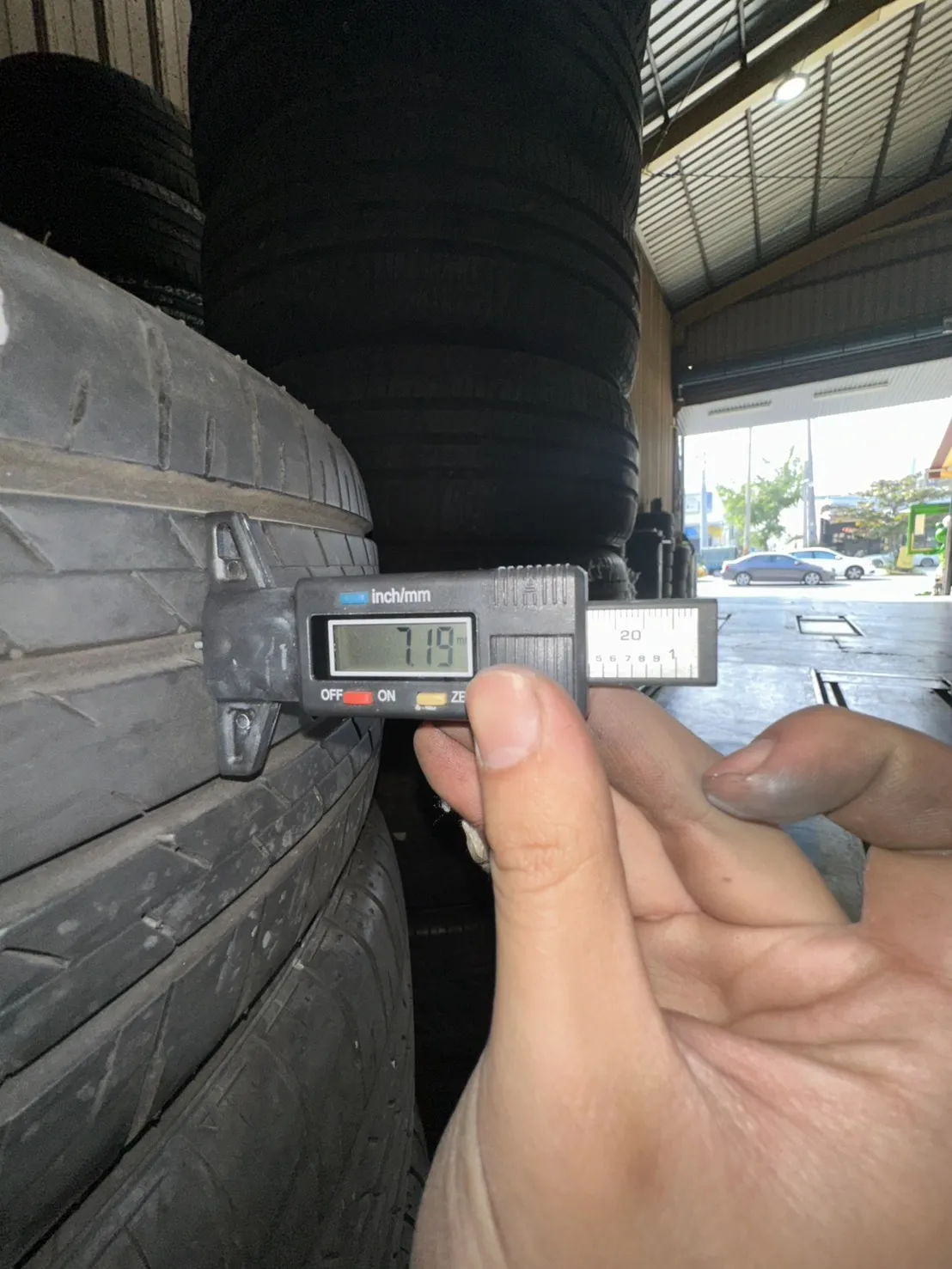 普利司通H/L33 四條 225-60-18