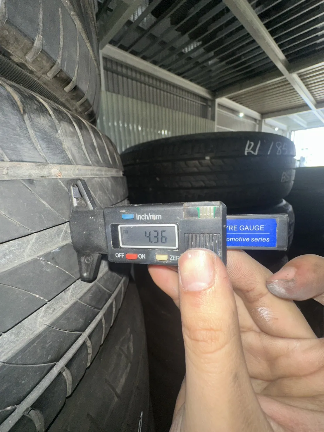 米其林PM4 二條 215-60-16