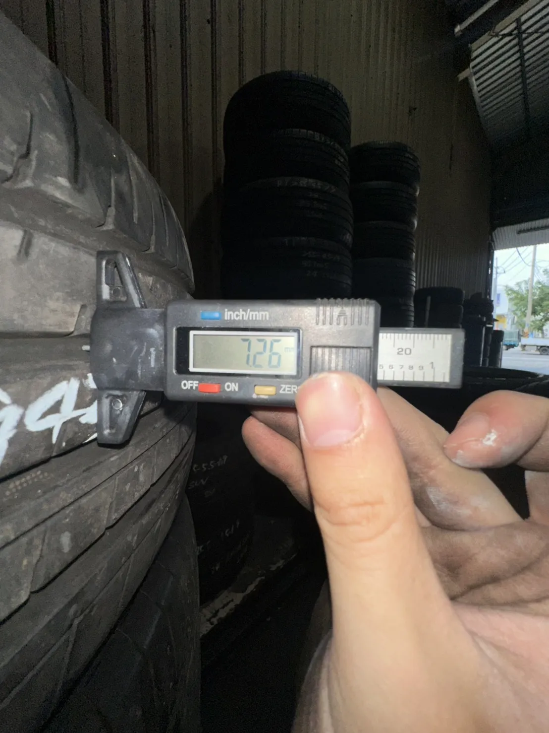 橫濱AE61 二條 235-55-19