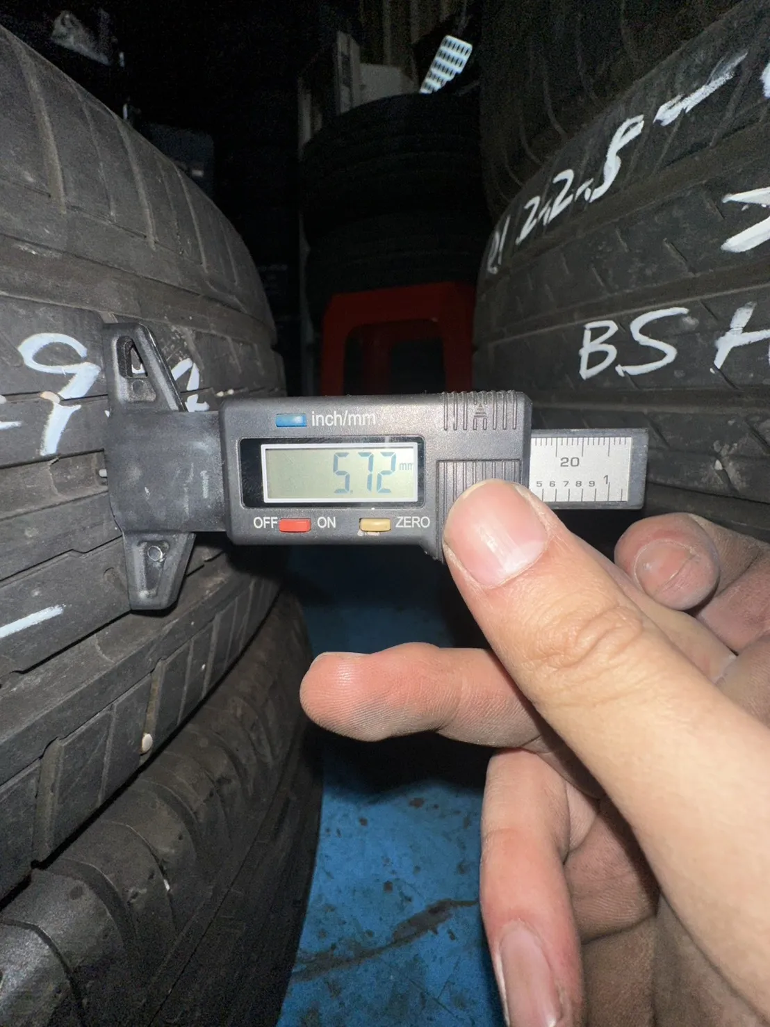 橫濱ES32 二條 195-60-15