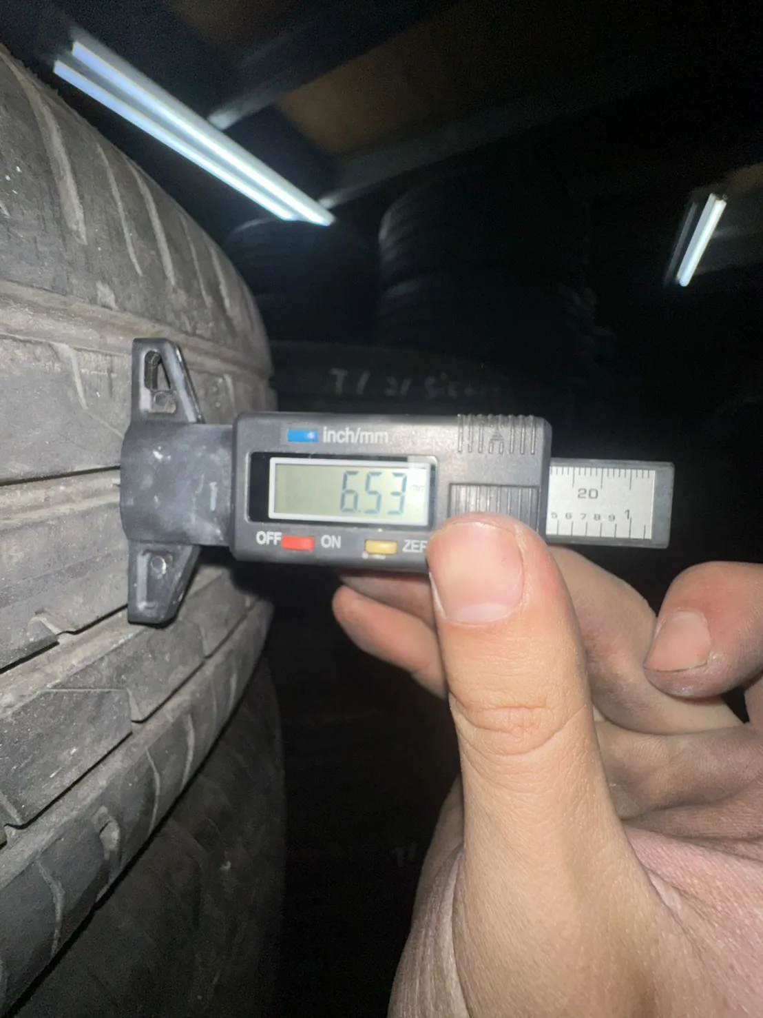 瑪吉斯A5 二條 215-60-17