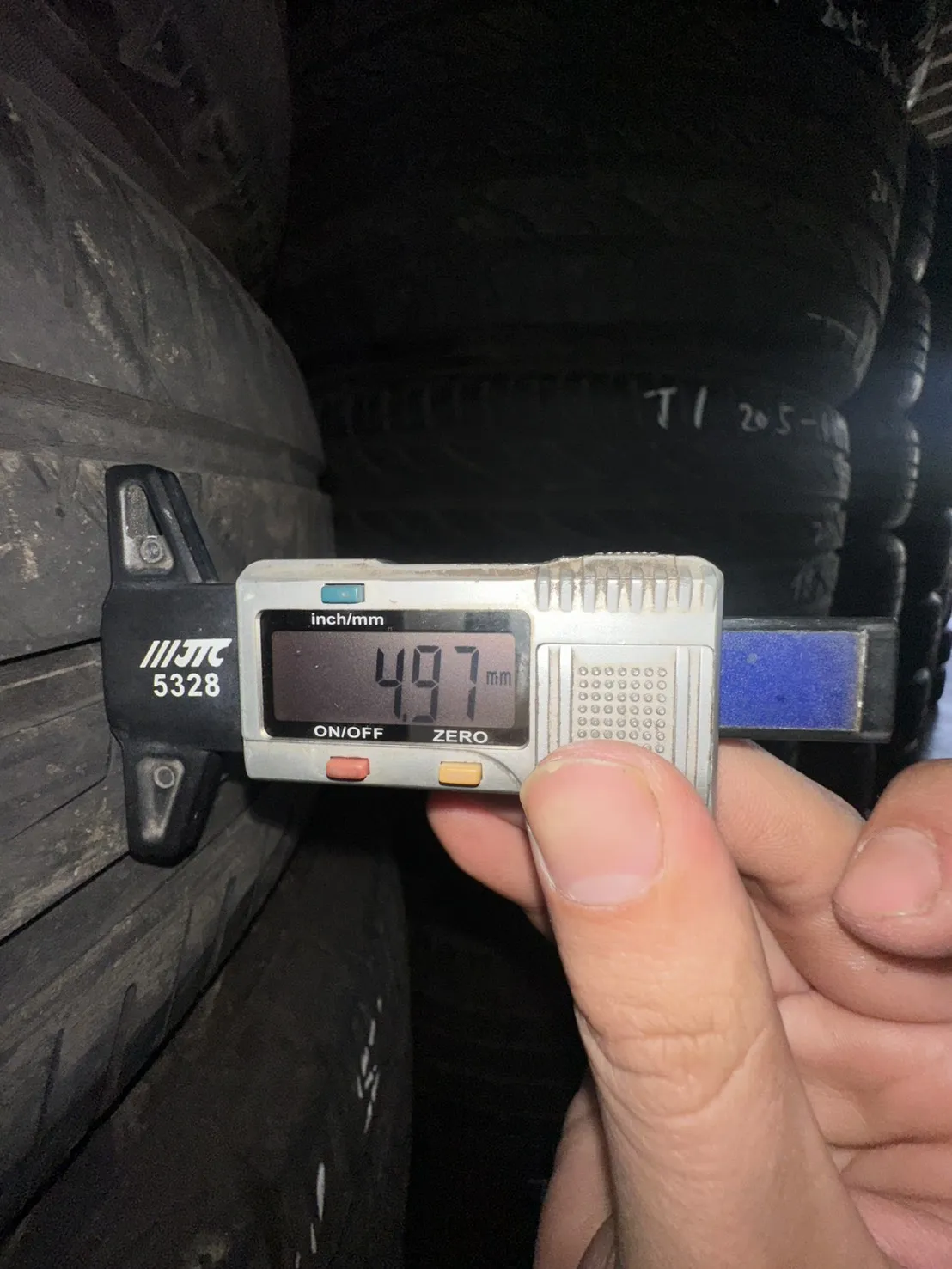 瑪吉斯MA-P5 二條 205-60-15