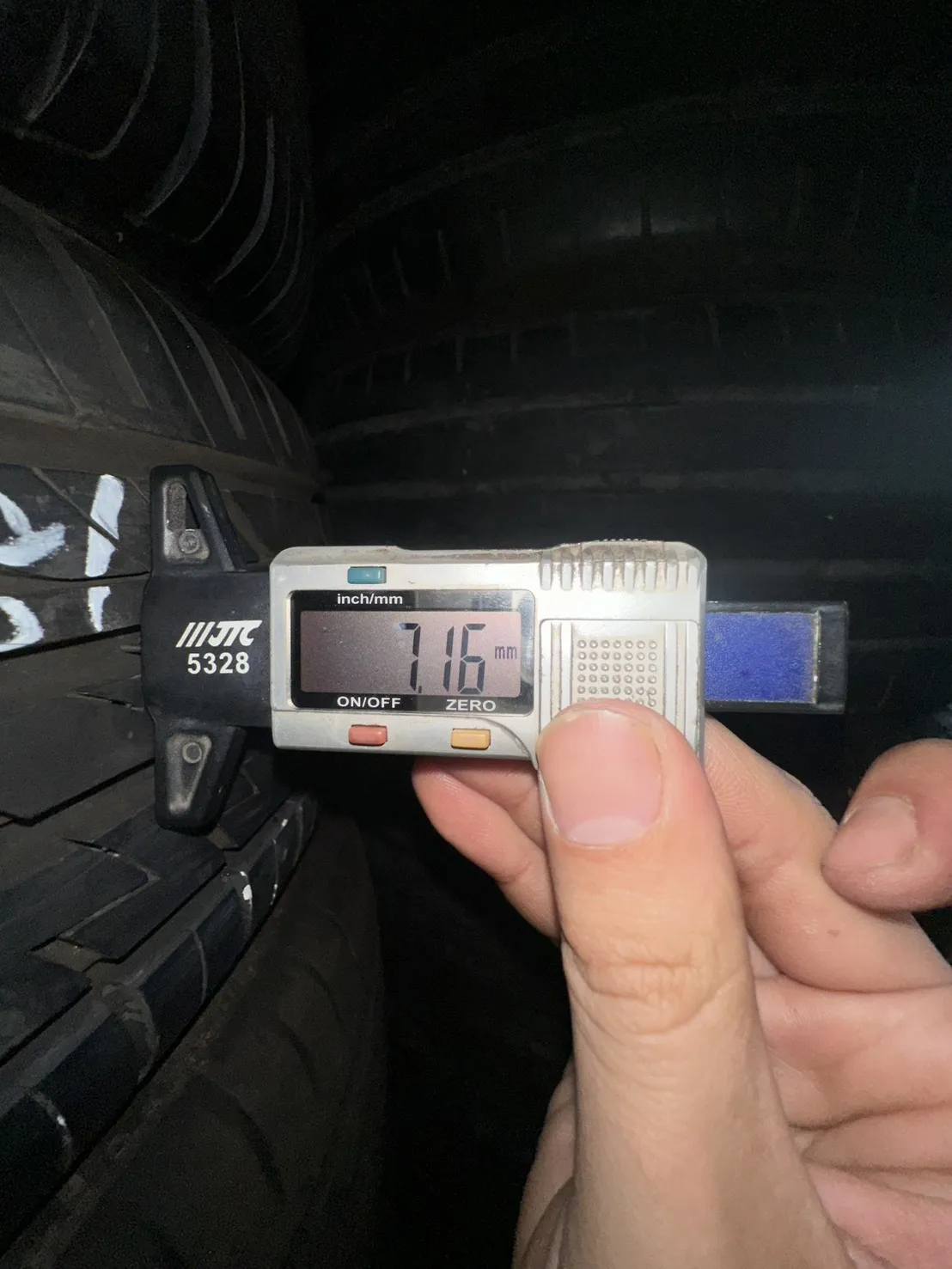 雷鯊 二條 185-60-14