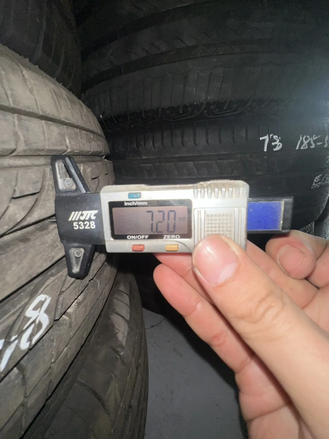 速耐SX-608二條 195-60-15