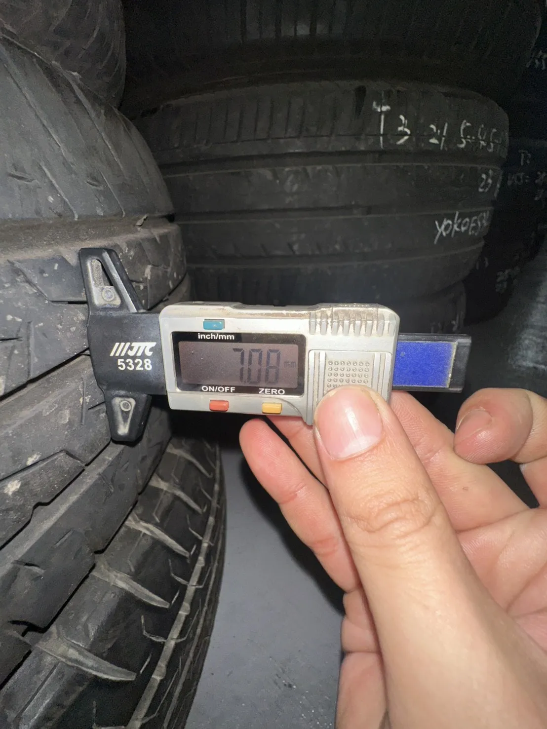 瑪吉斯MCV5 二條 195-70-15c