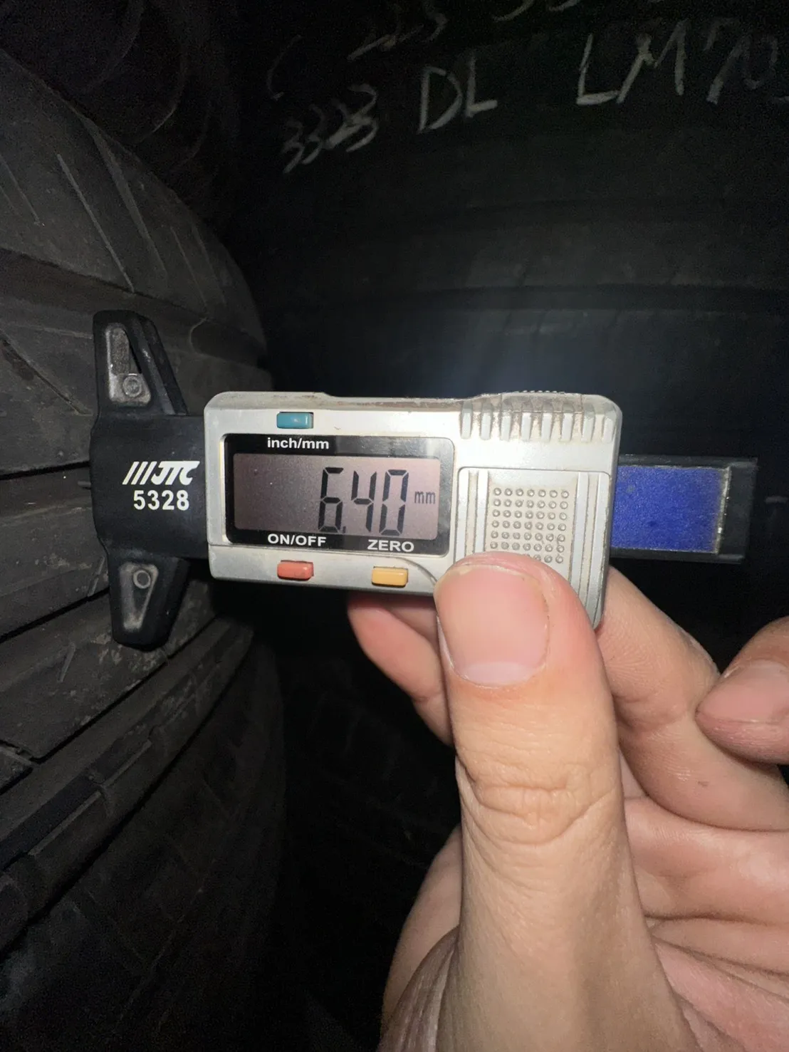 橫濱AE51 四條 185-60-15