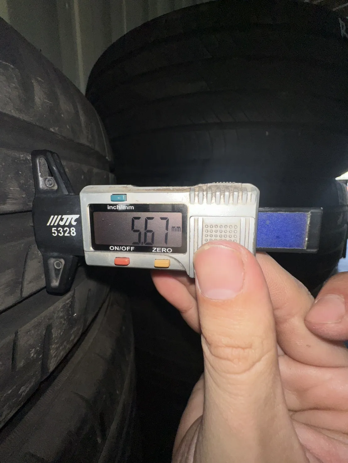 登錄普R1 二條 185-55-16