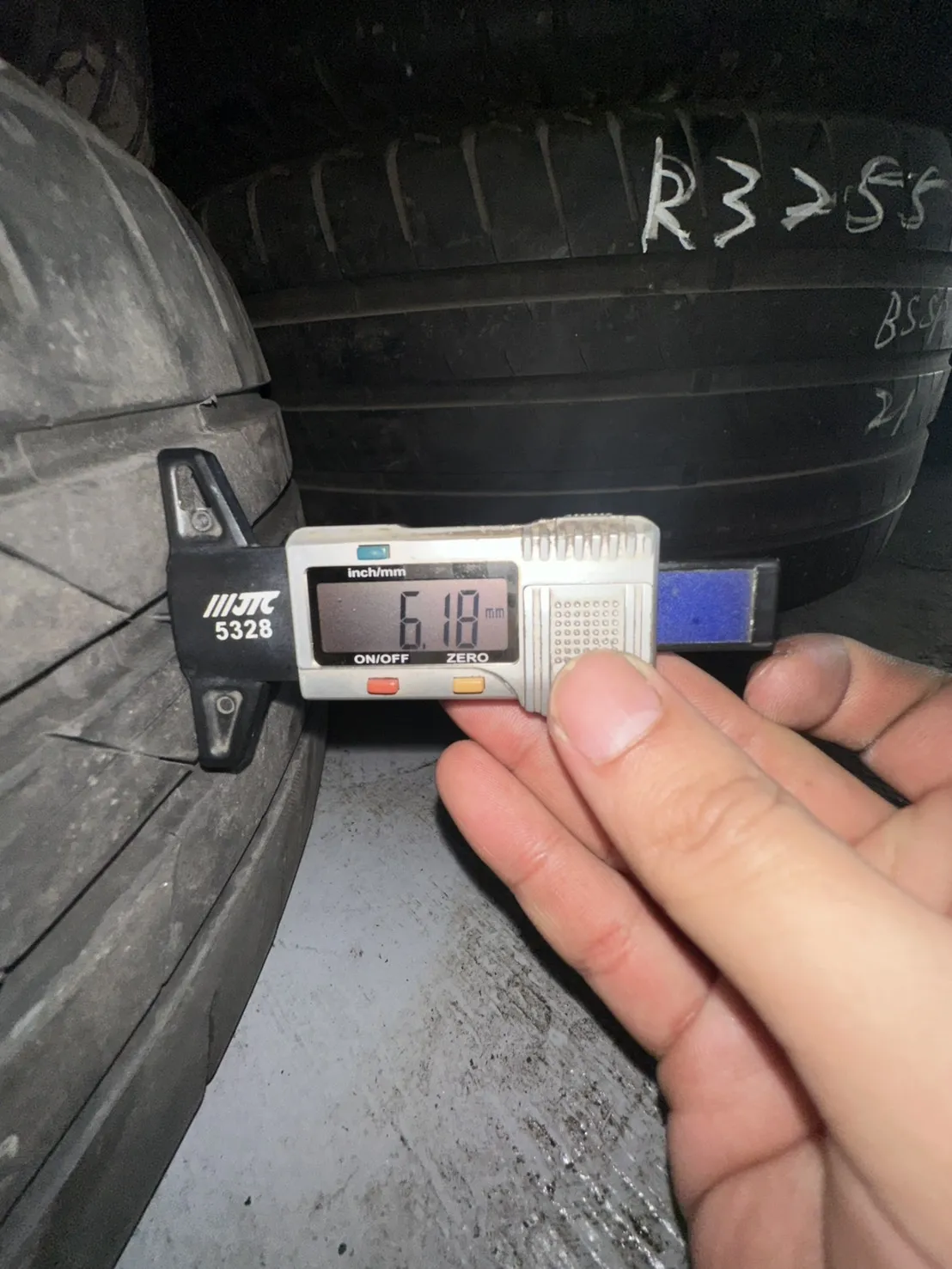 普利司通T005 二條 225-45-18