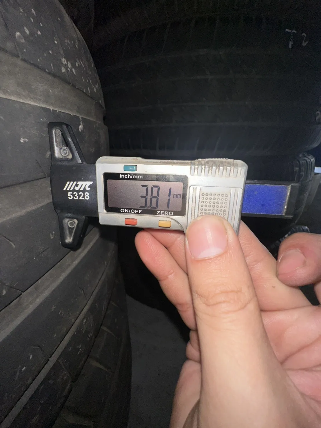 普利司通SPORT 二條 255-40-18