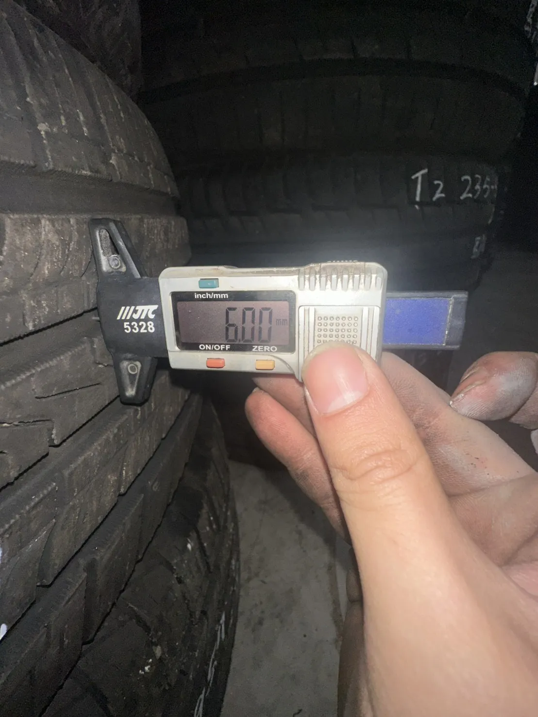 南港SP-9 四條 235-55-18