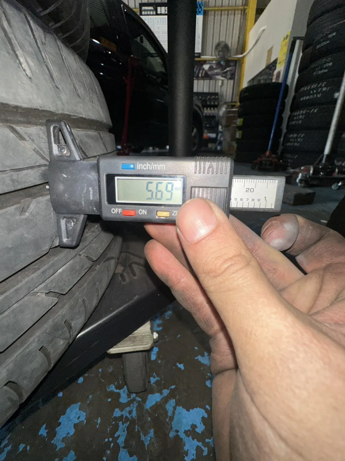 橫濱E70 二條 205-55-16