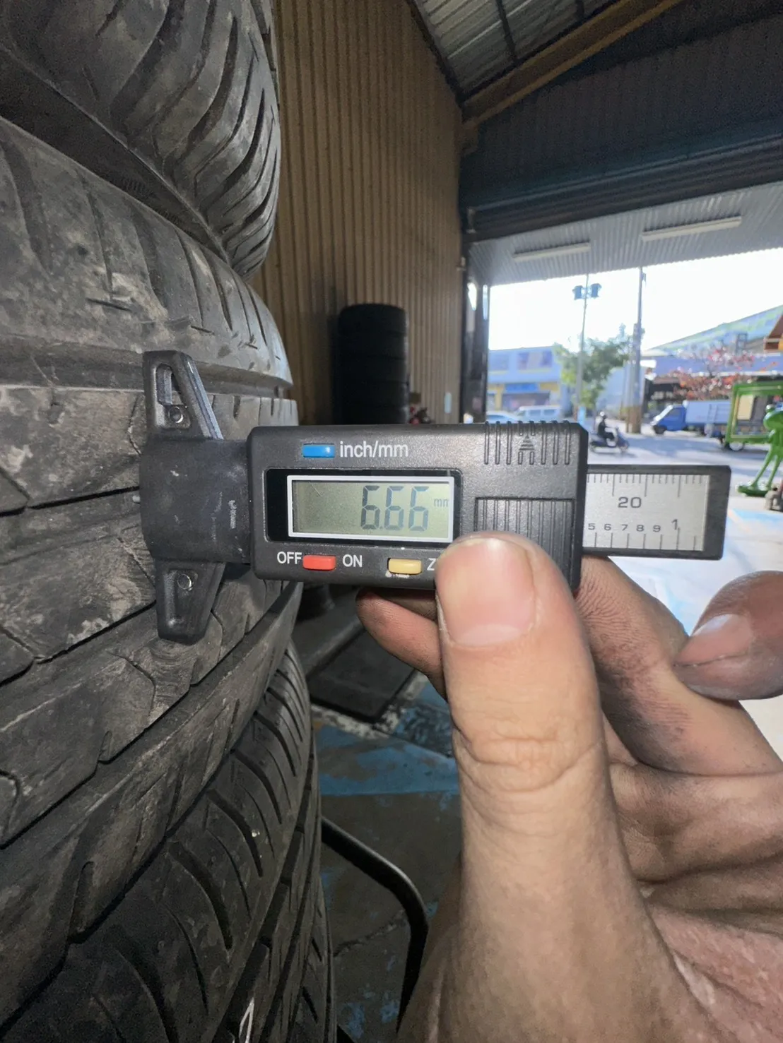 普利司通NH100 二條 195-60-15