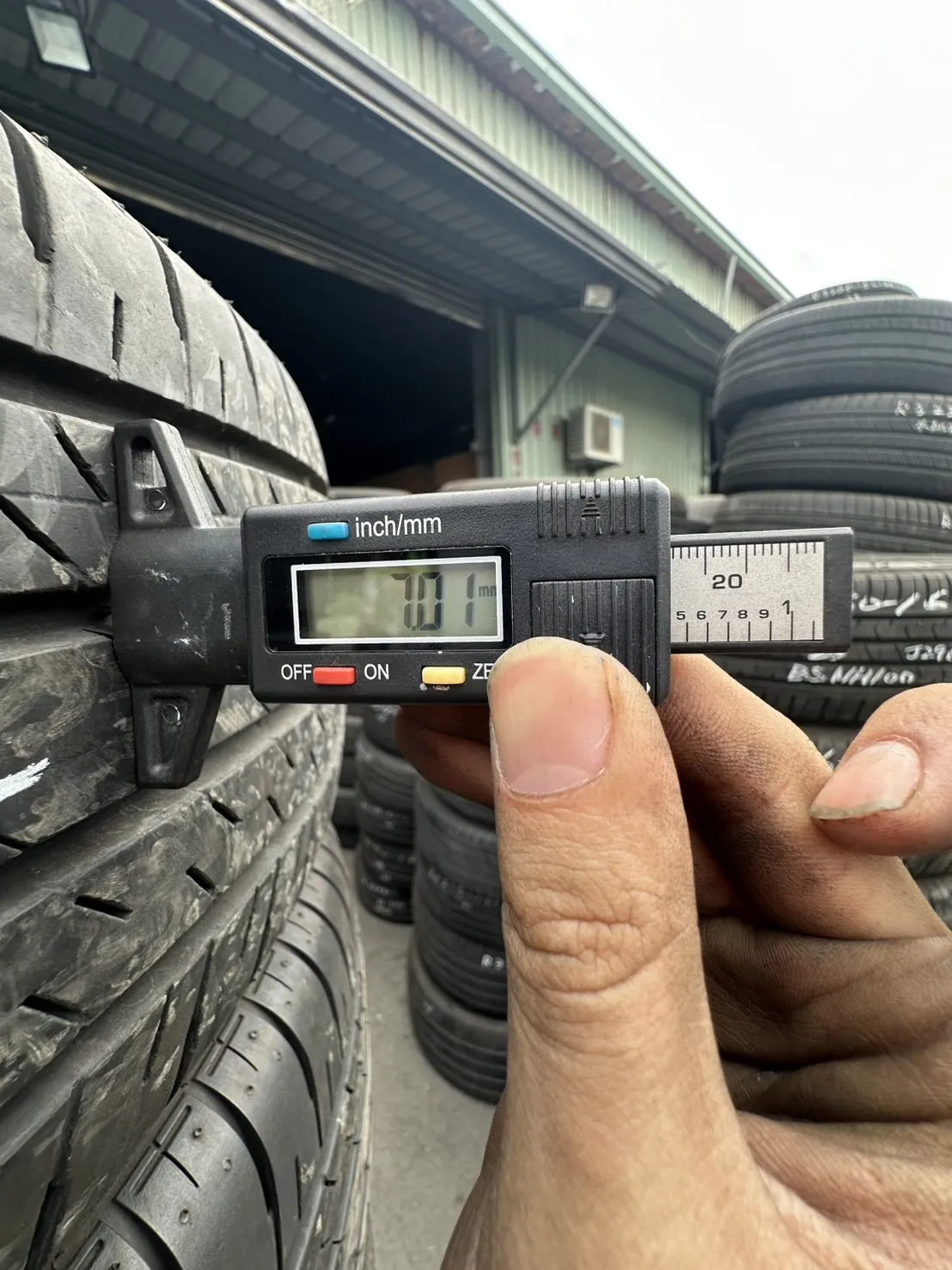 普利司通H/L33 四條 225-60-18