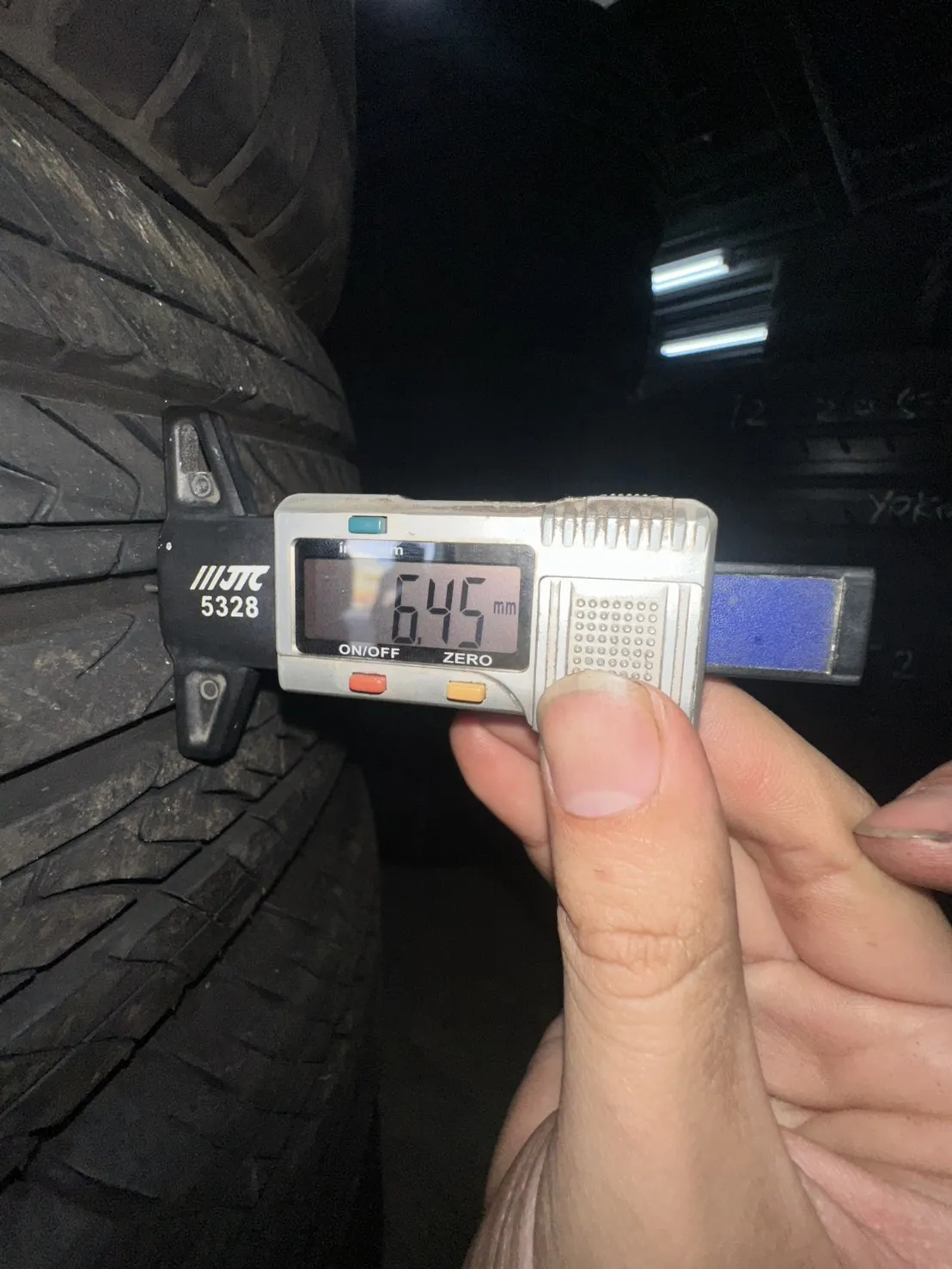 建大KR30 二條 195-60-15