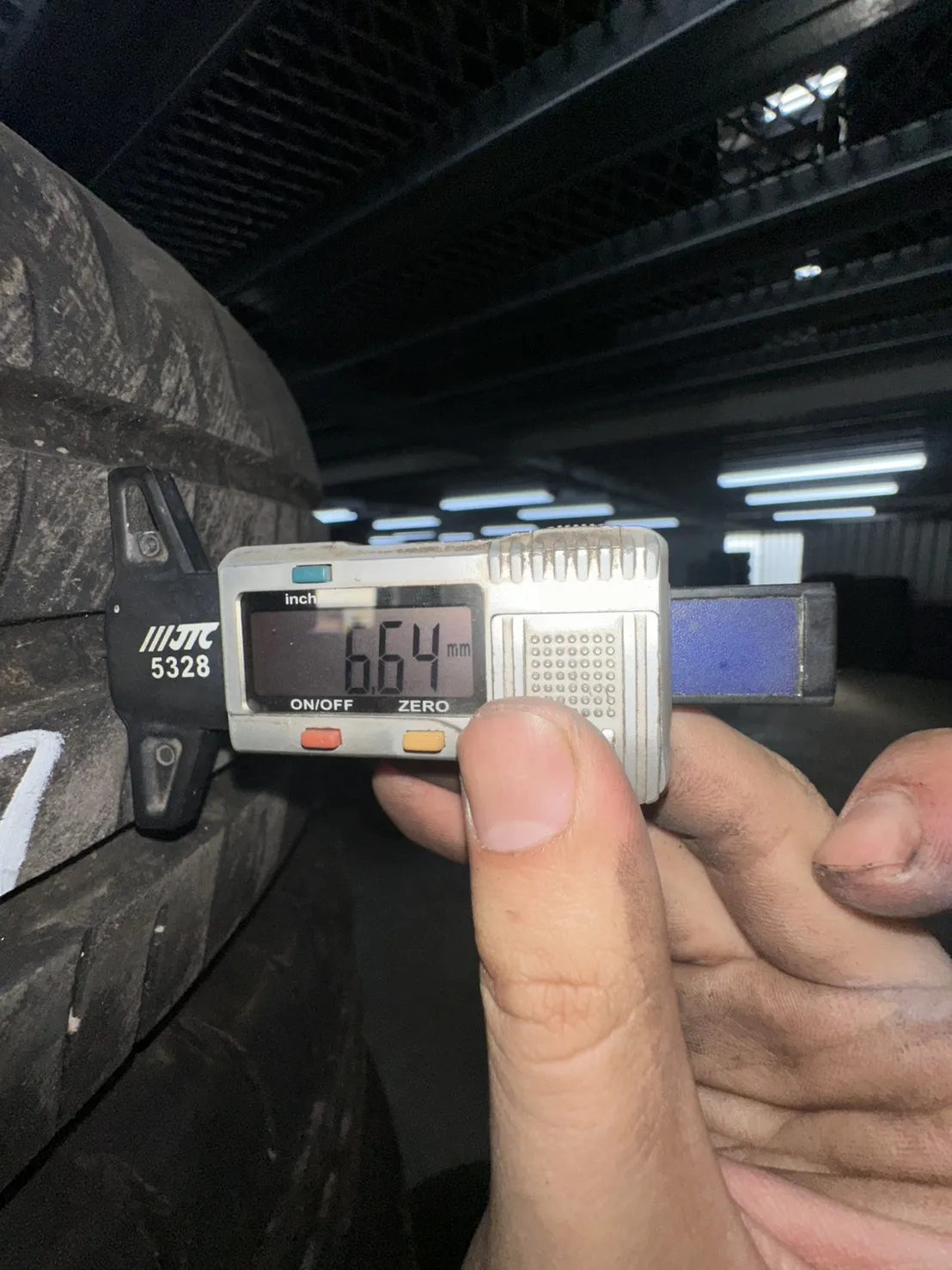 登錄普R1 二條 205-65-15