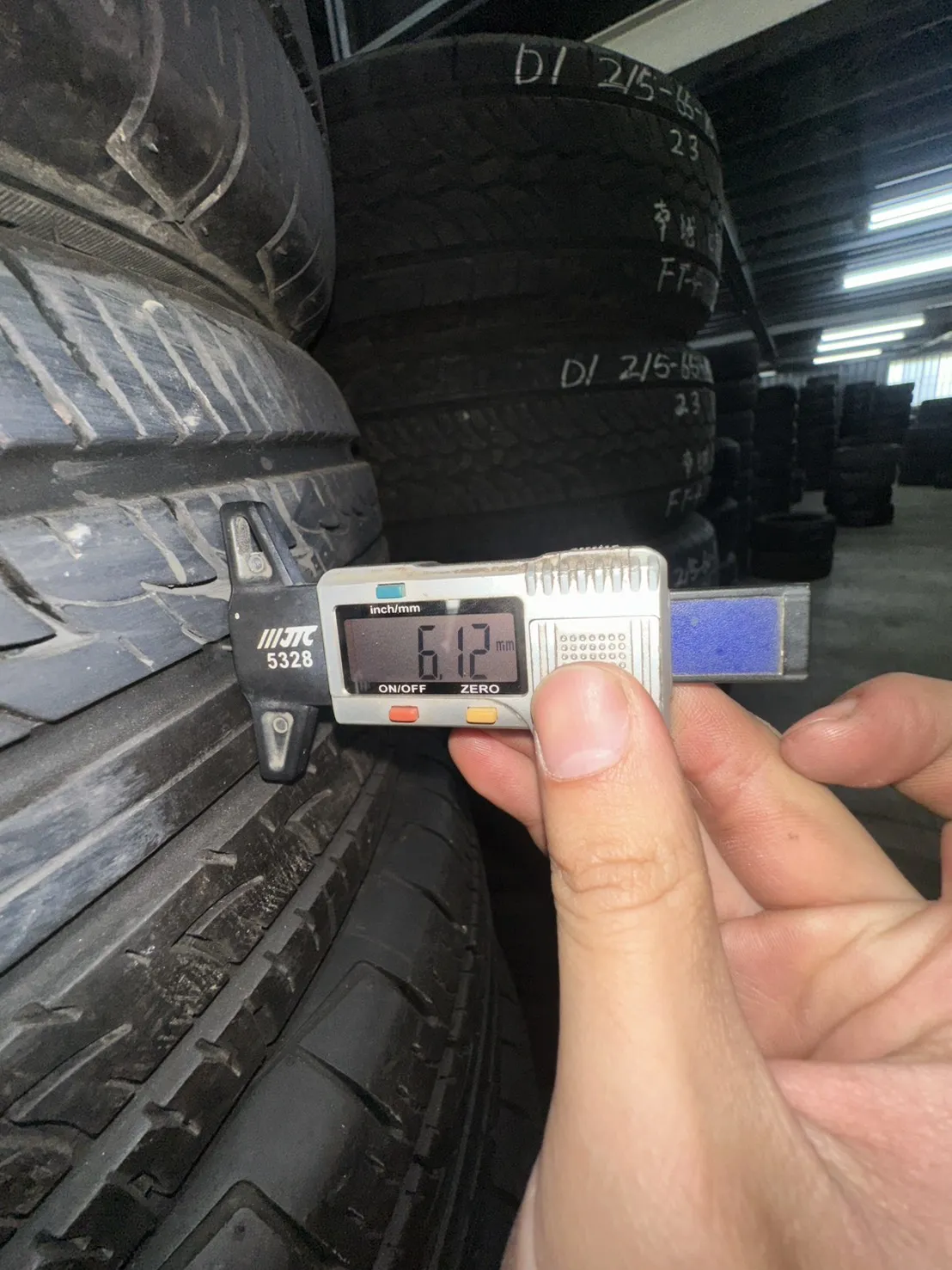 建大KR50 二條 215-65-16