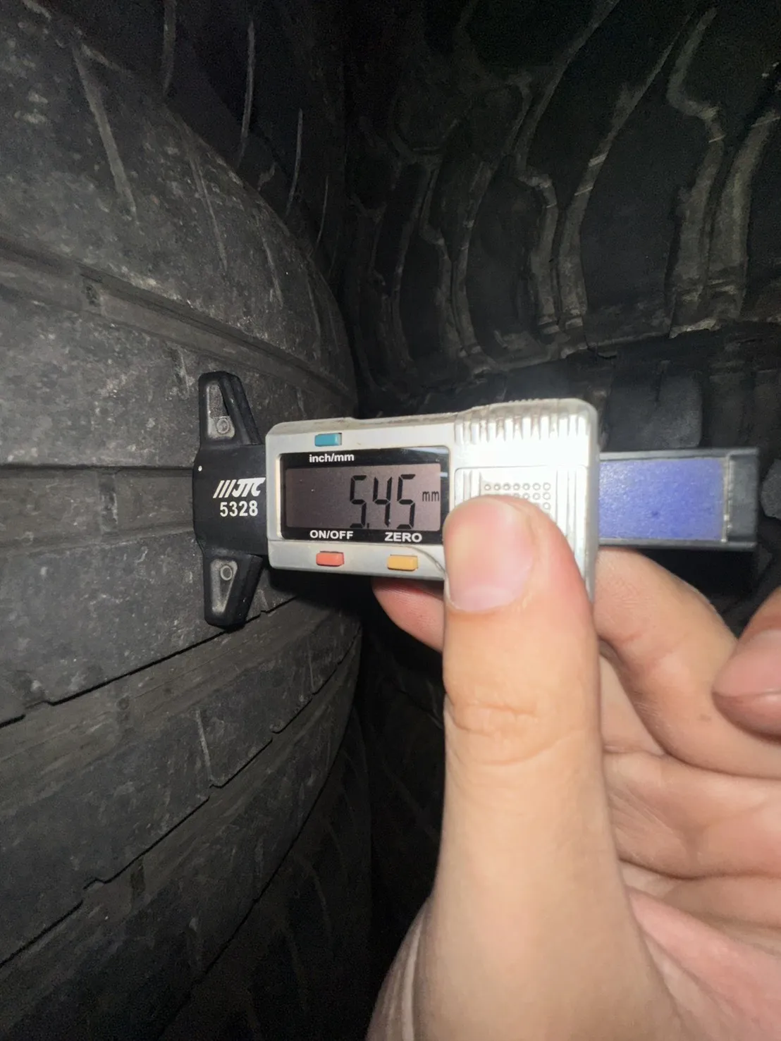 固特異SST 二條 255-35-20