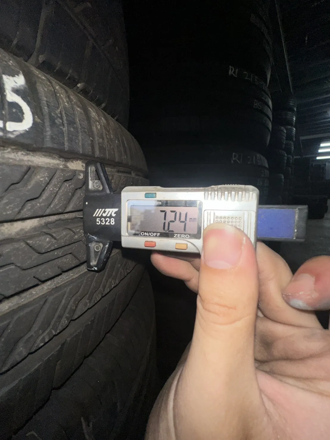 正新CST 四條 215-70-16