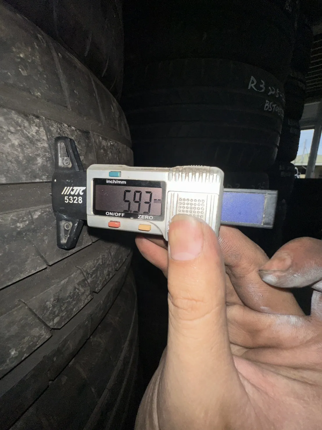 固特異F1A6二條 245-40-18