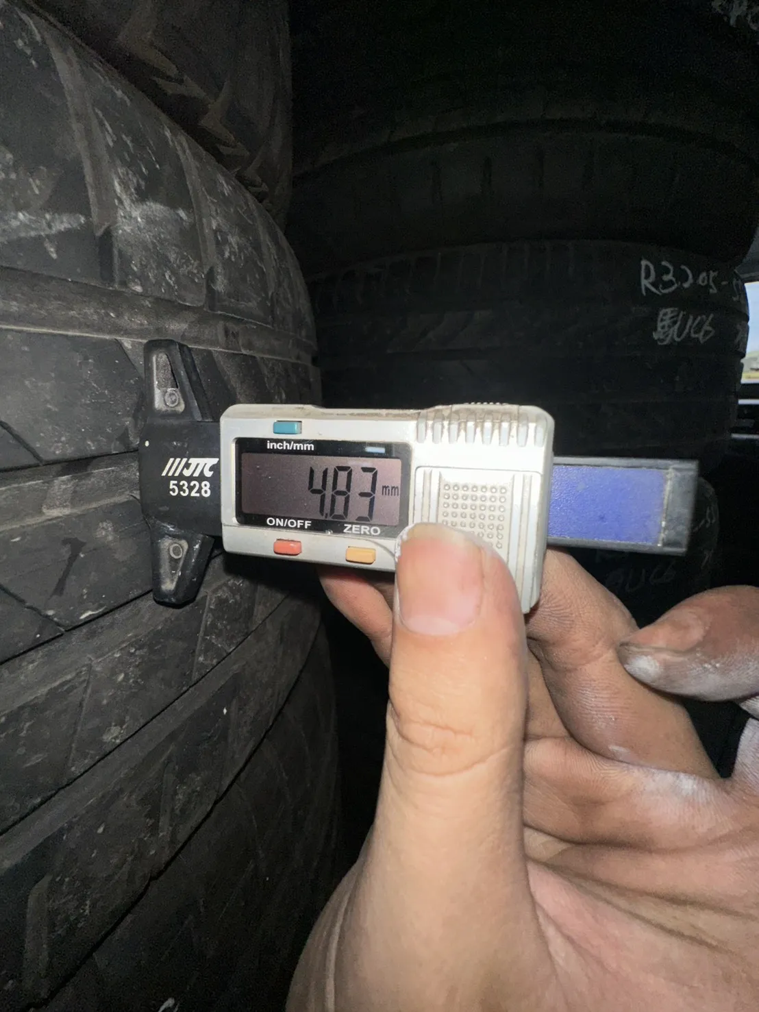 普利司通T005 四條 225-40-18