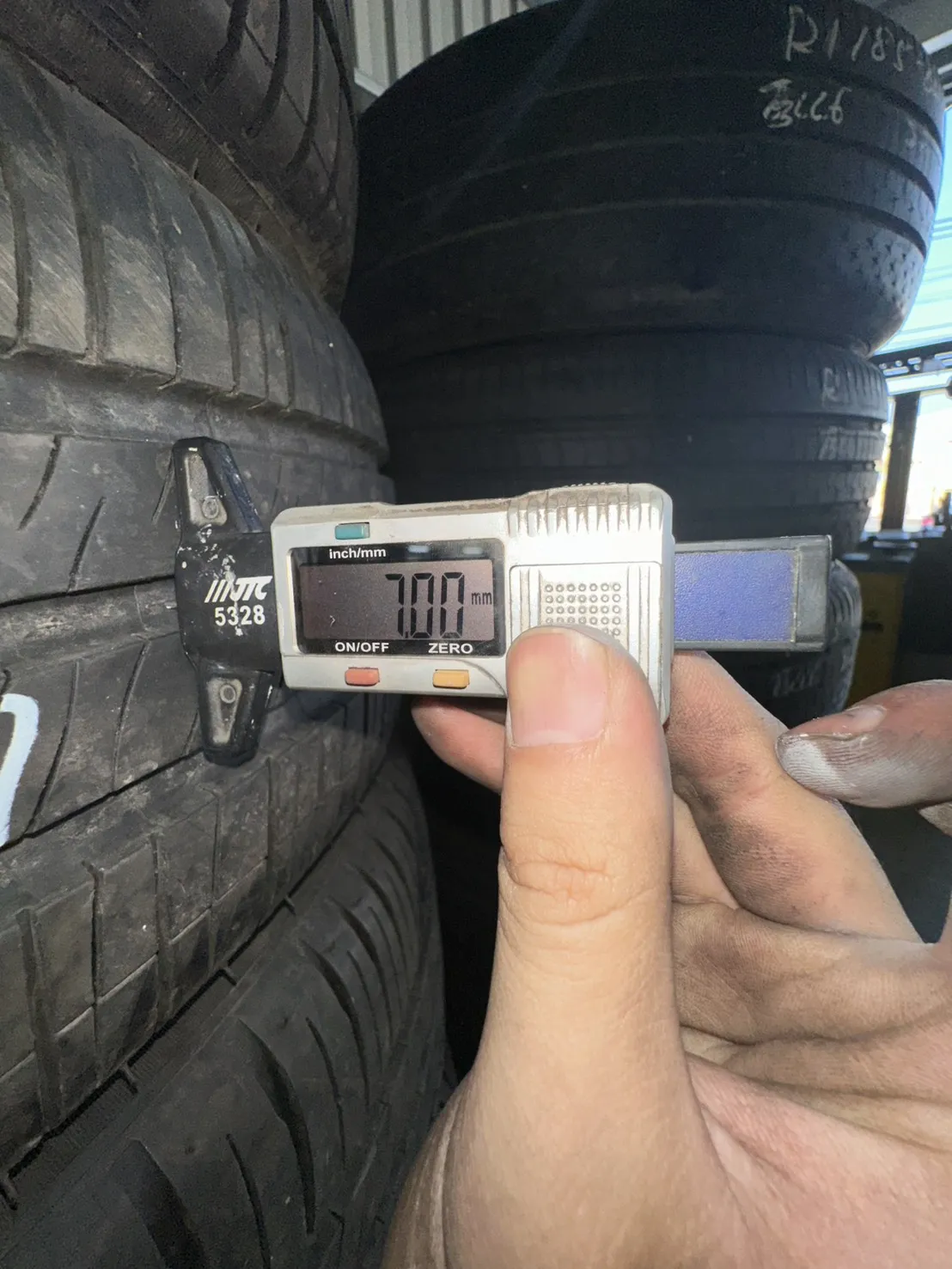 米其林XM2 四條 215-60-16
