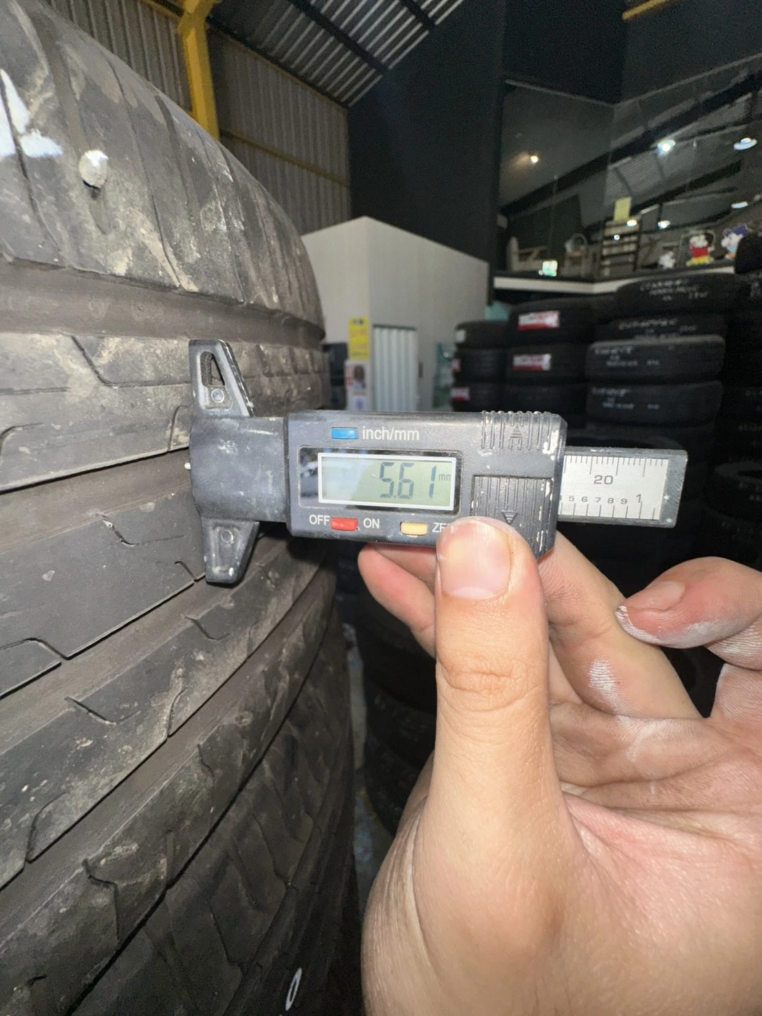 馬牌EC6 235-55-18