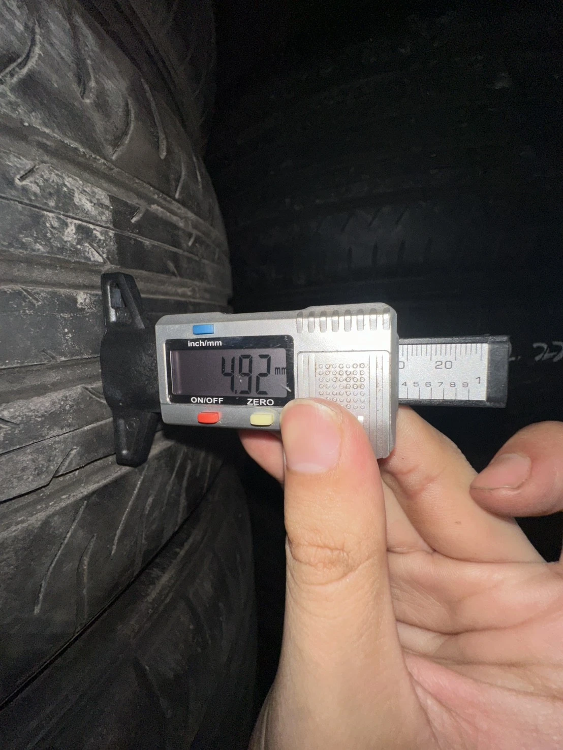 登錄普050 四條 225-40-18