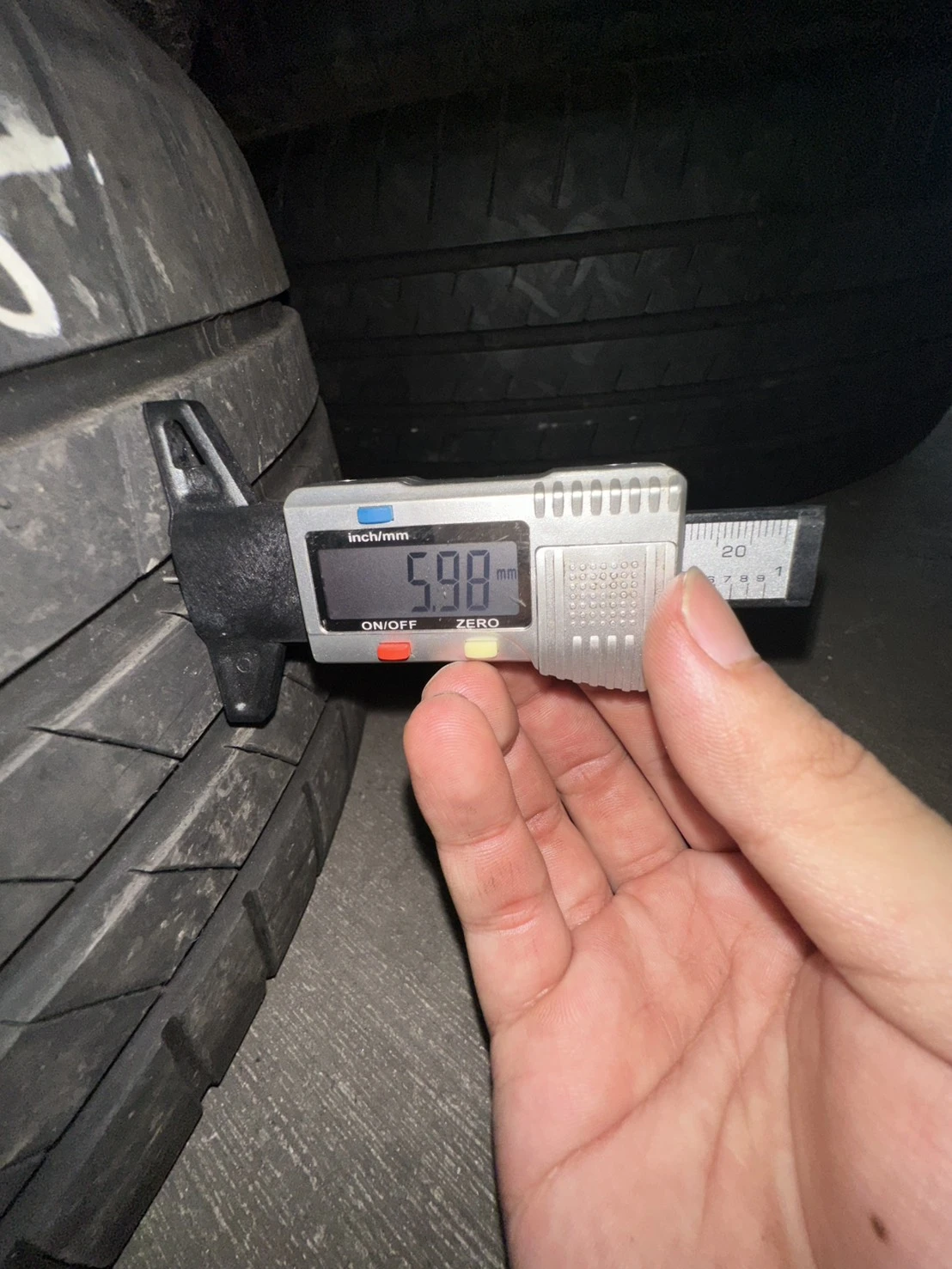 普利司通T005 二條 225-40-18