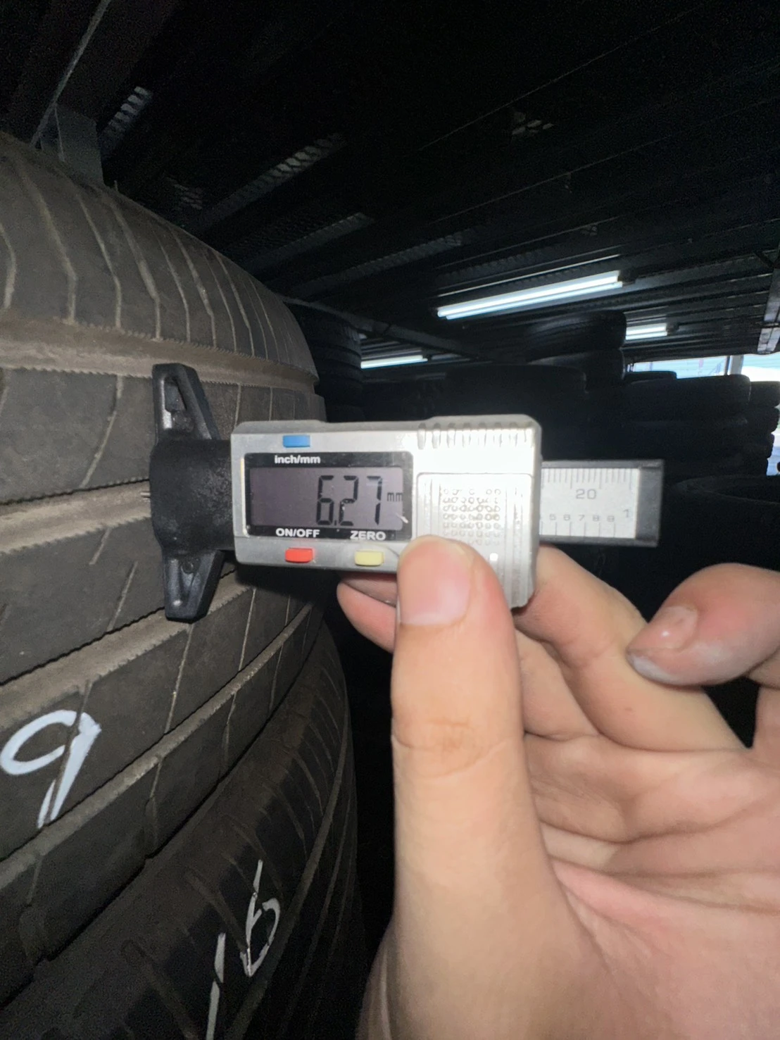 登錄普LM705 四條 205-60-16