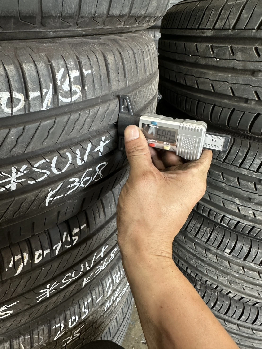 米其林SUV+ 205-70-15