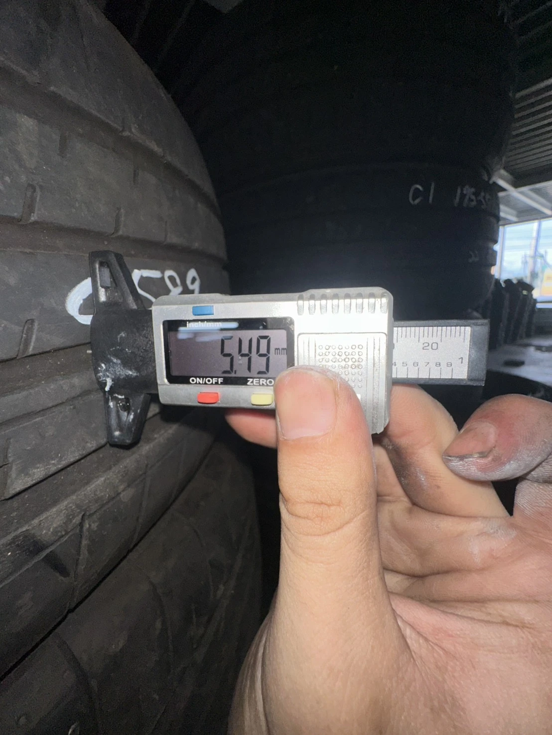 橫濱AE61 二條 235-55-18
