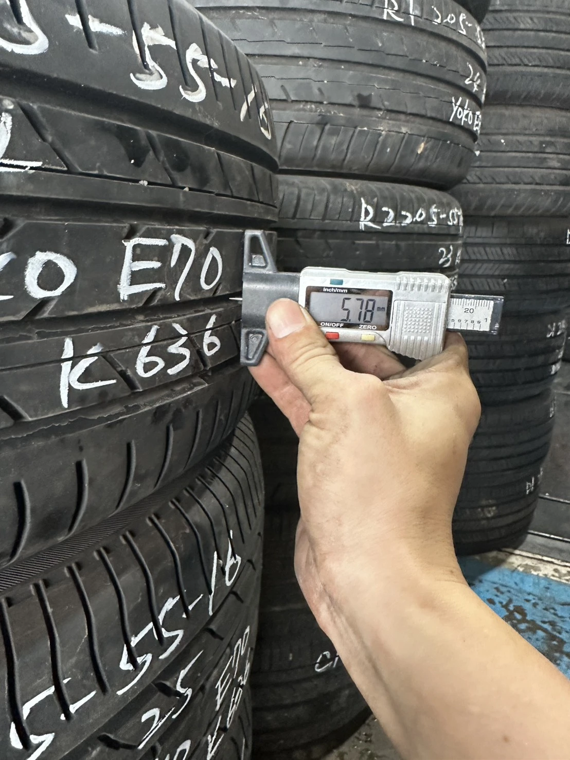 橫濱E70 205-55-16