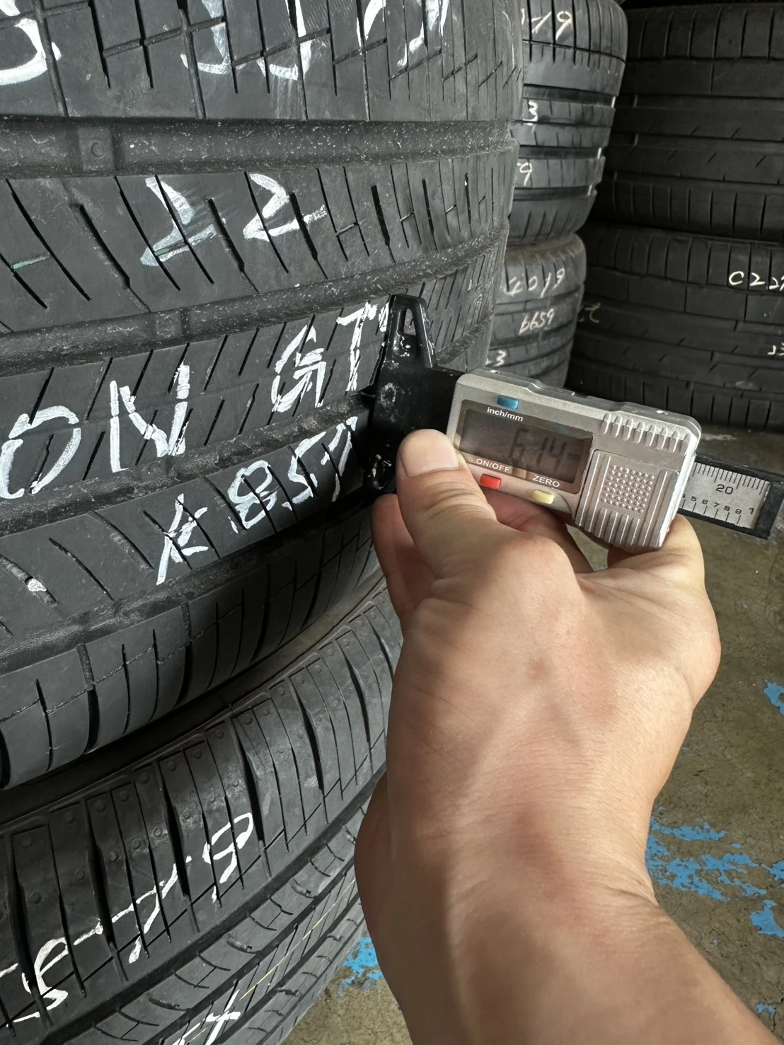 耐克森 RODADION GTX 235-55-19